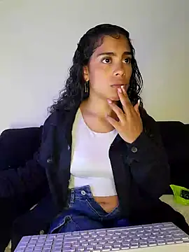 NINA 18 YEARS online show from 18, 12, 2024