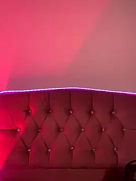 NINA 18 YEARS online show from 6, 10, 2025