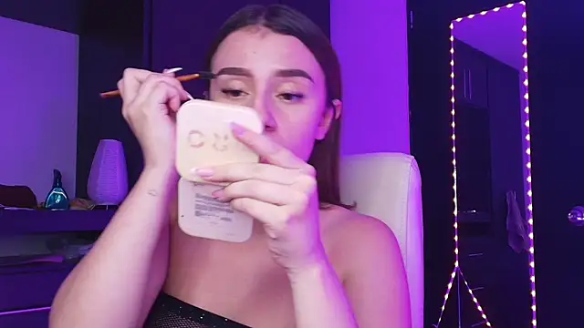 TinaJonnes  online show from 13, 4, 2026