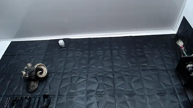 Agata Darkness online show from 5, 1, 2026