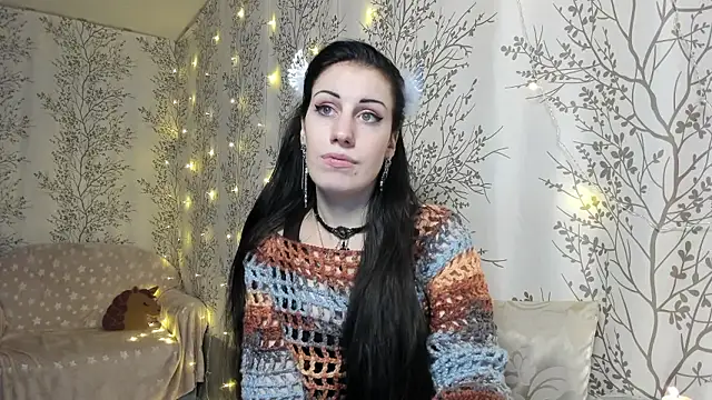 Snapshot of Mary0Lou chatting on 4, 12, 2024 Mary0Lou online show from 4, 12, 2024