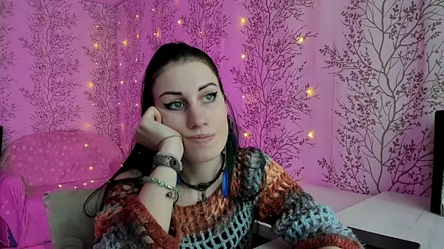 Snapshot of Mary0Lou chatting on 18, 2, 2025 Mary0Lou online show from 18, 2, 2025