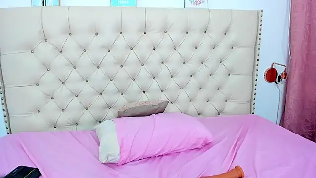 Snapshot of Kim_Eli chatting on 1, 2, 2025 Kim Eli online show from 1, 2, 2025