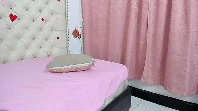 Snapshot of Kim_Eli chatting on 18, 2, 2025 Kim Eli online show from 18, 2, 2025