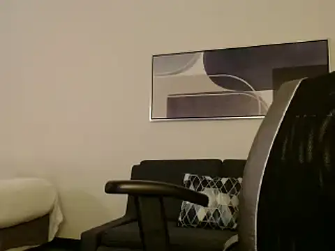 overaveragefreak4you online show from 21, 3, 2025