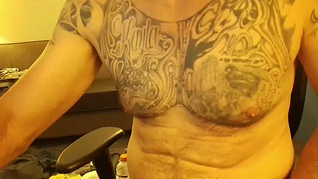 overaveragefreak4you online show from 30, 6, 2026