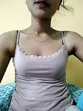 MISSQUEEN48 online show from 11, 9, 2025