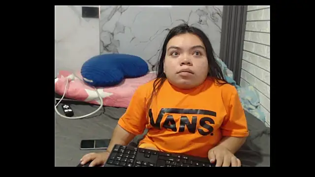 Snapshot of Michelle_Brooks chatting on 29, 10, 2025 Michelle Brooks online show from 29, 10, 2025