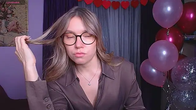 Snapshot of TaylorBre chatting on 13, 3, 2025 TaylorBre online show from 13, 3, 2025