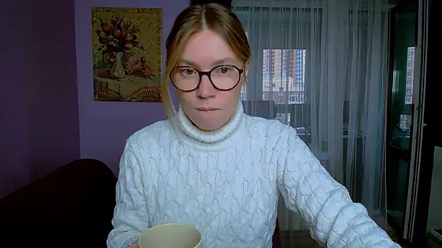 Snapshot of TaylorBre chatting on 5, 10, 2025 TaylorBre online show from 5, 10, 2025