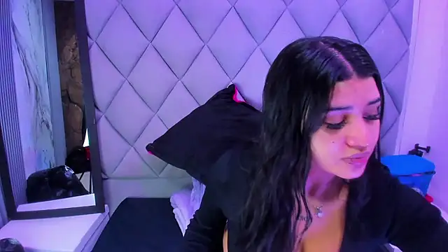 venusowen  online show from 19, 1, 2026