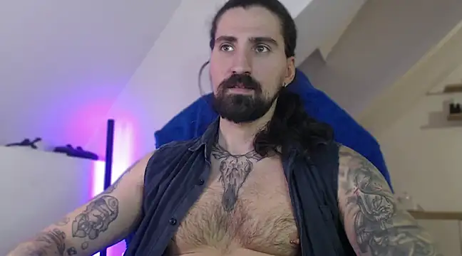 Snapshot of MateoHunk chatting on 22, 2, 2025 MateoHunk online show from 22, 2, 2025