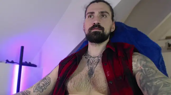 Snapshot of MateoHunk chatting on 3, 3, 2025 MateoHunk online show from 3, 3, 2025