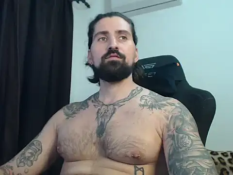 Snapshot of MateoHunk chatting on 17, 9, 2025 MateoHunk online show from 17, 9, 2025