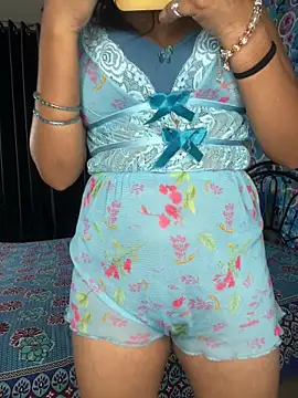 Hot royalbhabhi online show from 3, 2, 2025