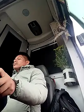 alexchir4 online show from 10, 11, 2025