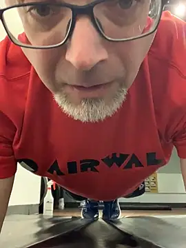 MaxVain online show from 4, 1, 2025