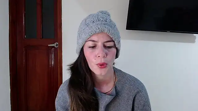 Snapshot of Hanny_24 chatting on 14, 7, 2026 Hanny 24 online show from 14, 7, 2026