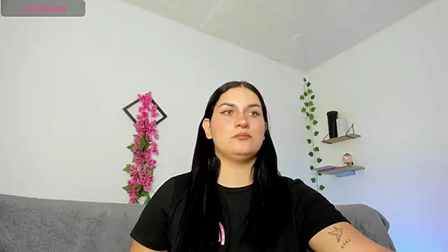 Emic  online show from 31, 1, 2025