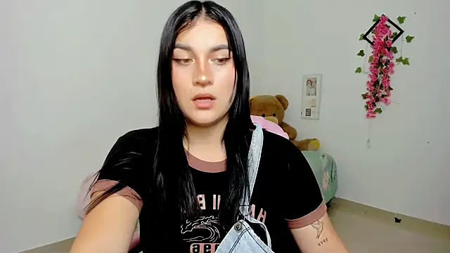 Emic  online show from 14, 3, 2025