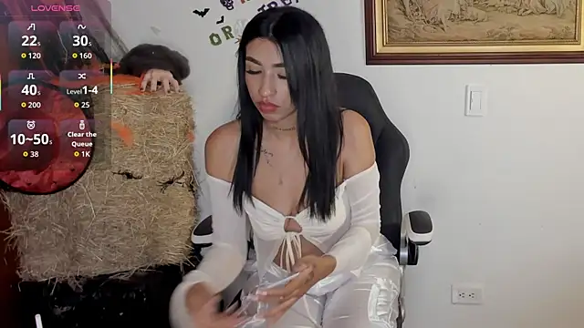 Wendy Marchall online show from 4, 11, 2025