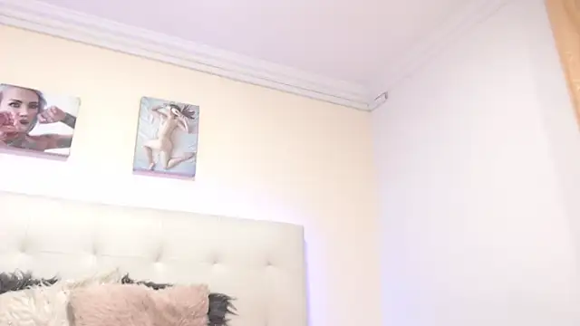 Chloe Brownx online show from 11, 6, 2026