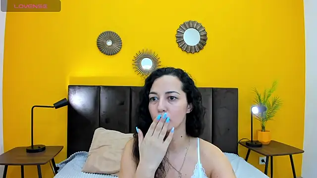 Linda Insatiable online show from 13, 2, 2025