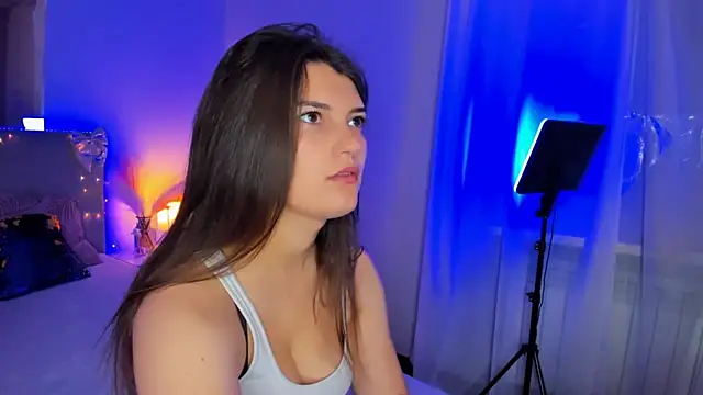 Laura Leee online show from 14, 6, 2026