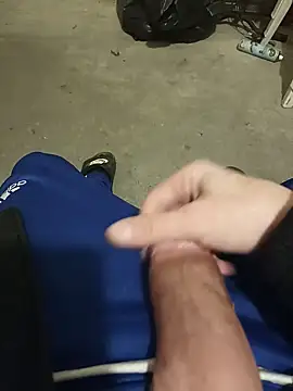 casper0303 online show from 12, 1, 2025