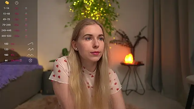 Snapshot of lorrie_love_story chatting on 10, 12, 2024 lorrie love story online show from 10, 12, 2024