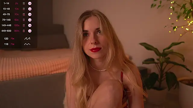 Snapshot of lorrie_love_story chatting on 31, 12, 2024 lorrie love story online show from 31, 12, 2024