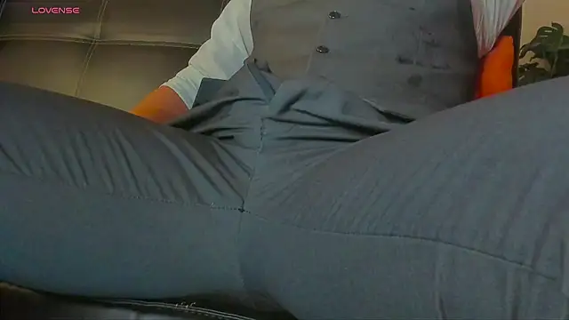 MrLonely02 online show from 9, 1, 2025