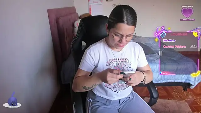 Sabrina Hall  online show from 15, 10, 2025