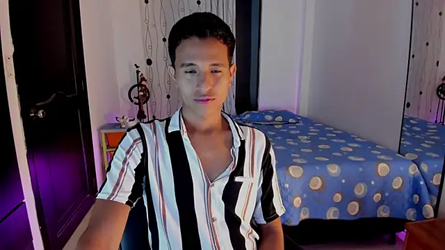 alessandro wizard online show from 8, 3, 2025