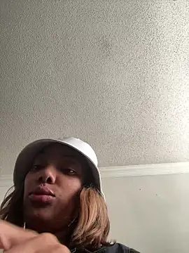 Snapshot of butterflybootyy chatting on 3, 12, 2024 butterflybootyy online show from 3, 12, 2024