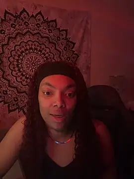 Snapshot of butterflybootyy chatting on 13, 12, 2024 butterflybootyy online show from 13, 12, 2024