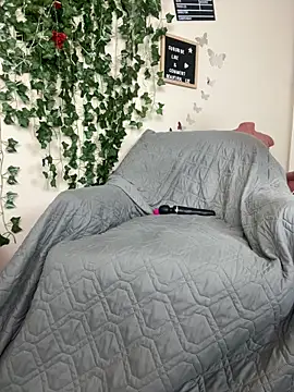 Snapshot of butterflybootyy chatting on 11, 2, 2025 butterflybootyy online show from 11, 2, 2025