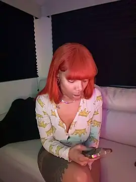 Snapshot of butterflybootyy chatting on 18, 10, 2025 butterflybootyy online show from 18, 10, 2025