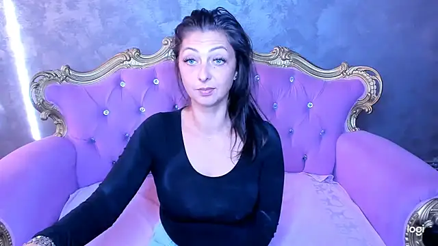 DivinSandra online show from 26, 9, 2025