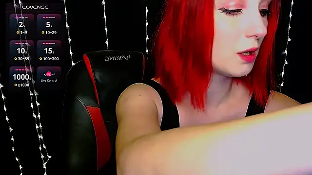 Snapshot of AgathaNoxe chatting on 29, 1, 2025 AgathaNoxe online show from 29, 1, 2025