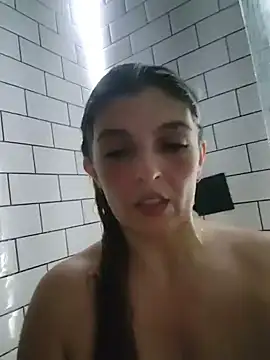 Lizzymontanaa online show from 8, 11, 2025