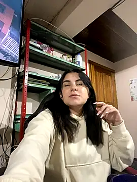 emiliaharper408 online show from 1, 12, 2024