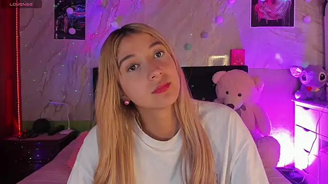 Snapshot of ariana_rosse__ chatting on 29, 9, 2025 ariana rosse online show from 29, 9, 2025