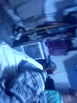 Snapshot of SINUECASTILLO chatting on 4, 2, 2025 SINUECASTILLO online show from 4, 2, 2025