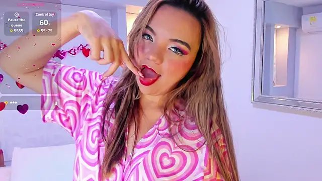 EmilyRouss  online show from 8, 2, 2025