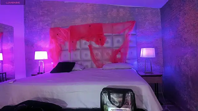 MelaniieRoux online show from 16, 10, 2025