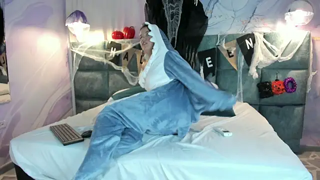 MelaniieRoux online show from 28, 10, 2025