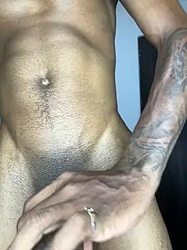 AaronCruz  online show from 9, 2, 2025