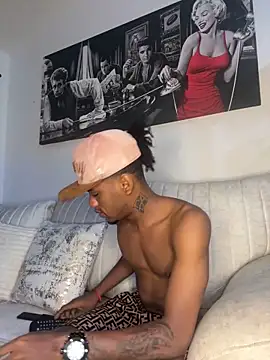 AaronCruz  online show from 14, 2, 2025