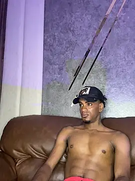 AaronCruz  online show from 14, 3, 2025